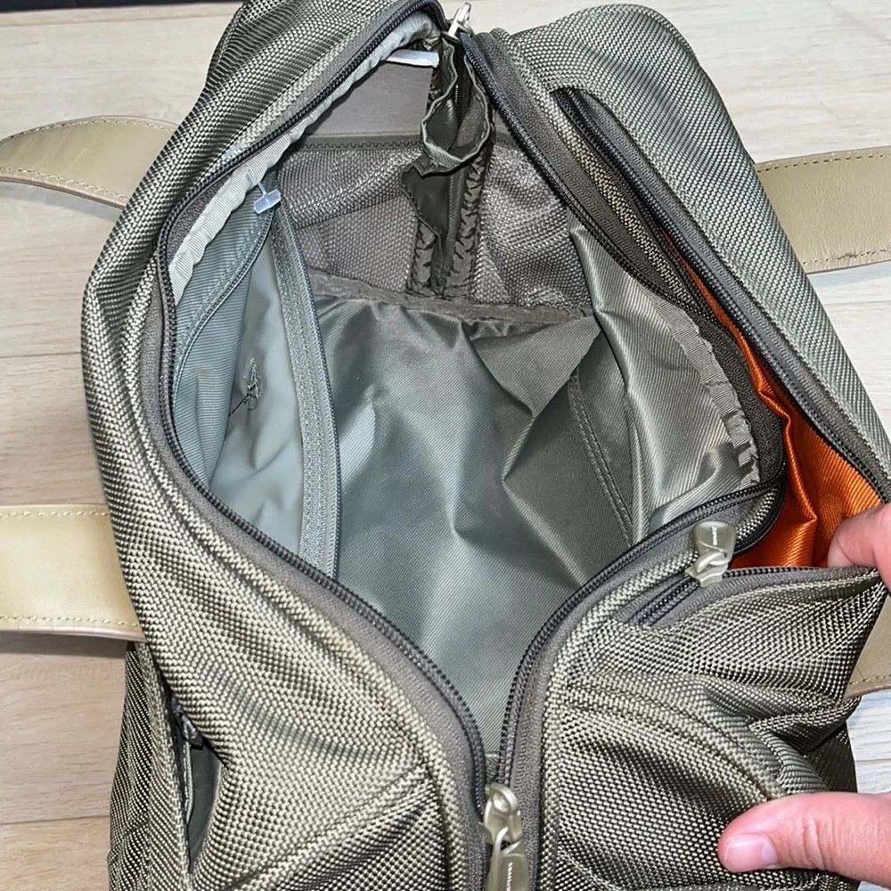 Briggs & Riley Weekender With Shoulder Strap olive - Picture 7 of 9
